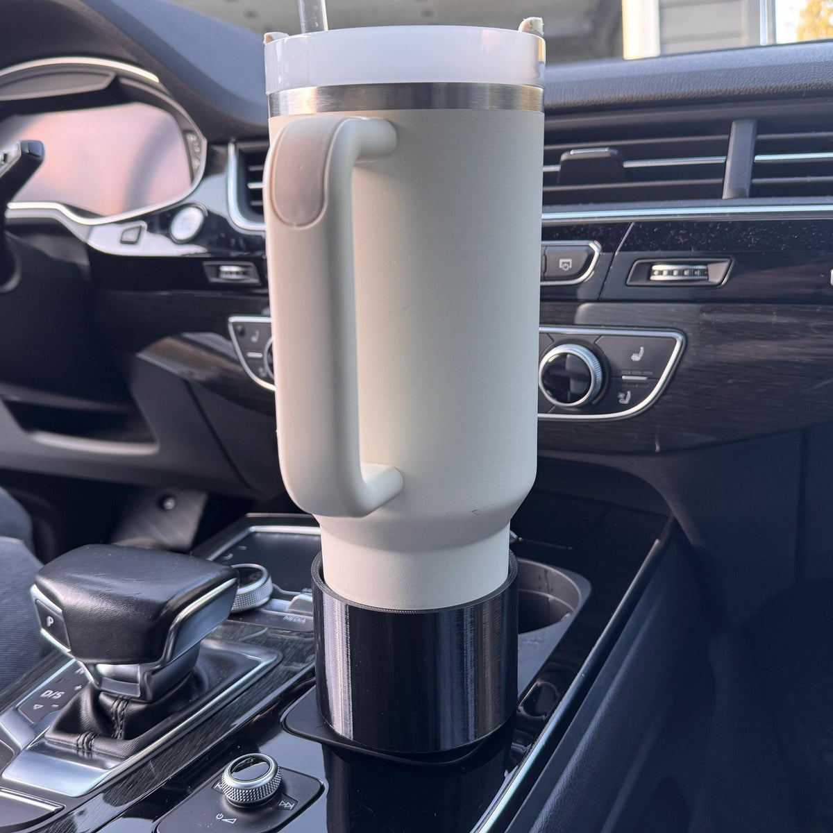 3D-Printed Car Cup Holder Adapter – Fits Stanley & YETI Bottles