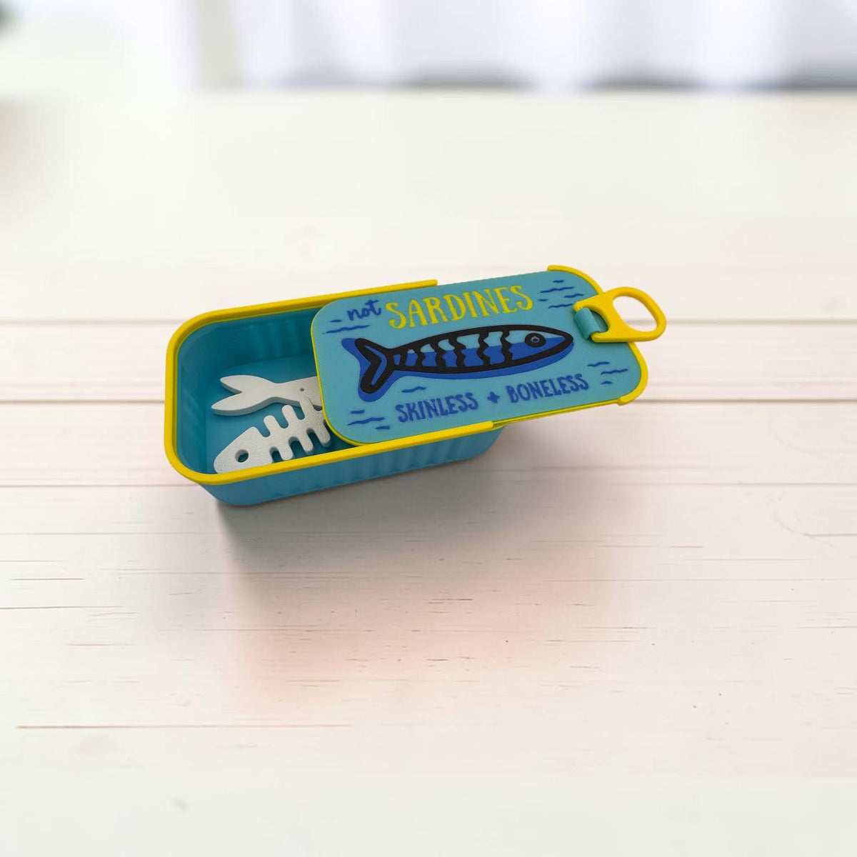 Sardine tin jewelry organizer — option 11